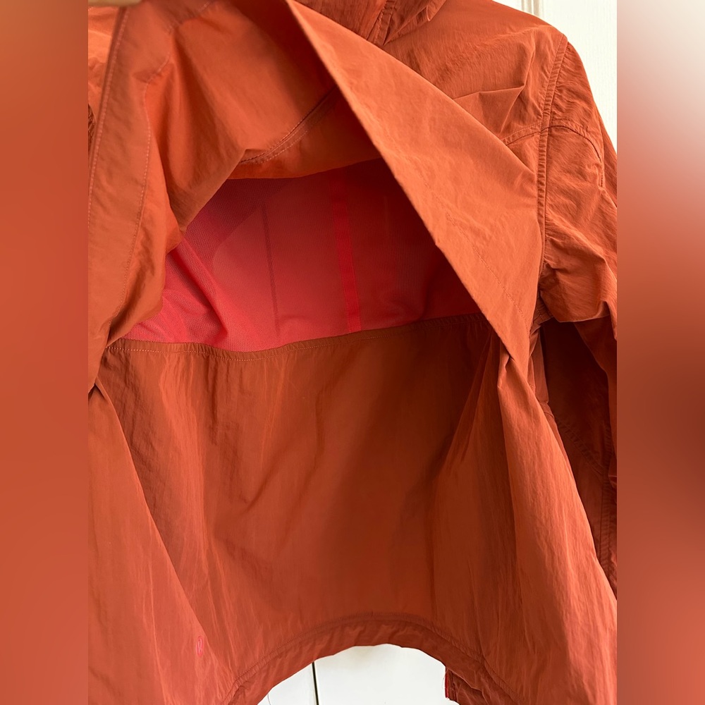 Lululemon Lightweight Hooded Jacket (Pale Raspberry) - Picture 12 of 12